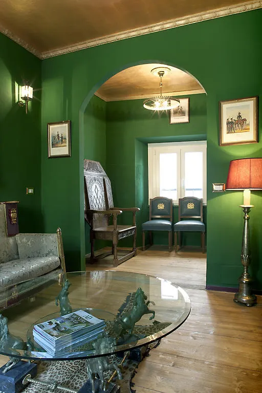 Repubblica Di Oz Rooms Varese 0*,